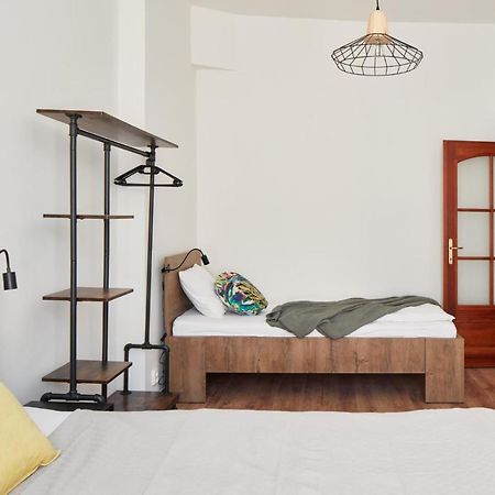 Prague Days - Spacious 3Bdr Apartment - Trendy Neighbourhood Esterno foto