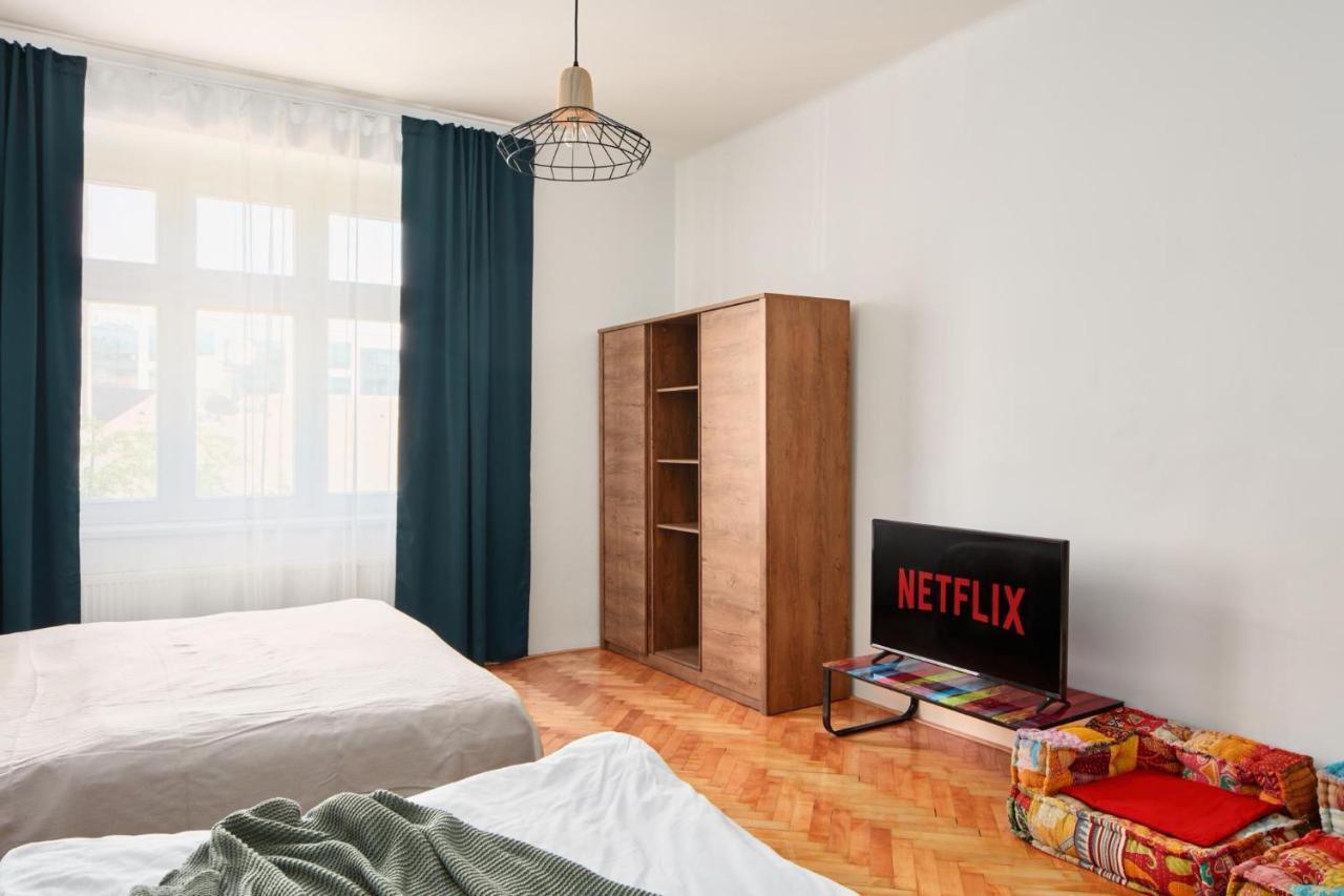 Prague Days - Spacious 3Bdr Apartment - Trendy Neighbourhood Esterno foto