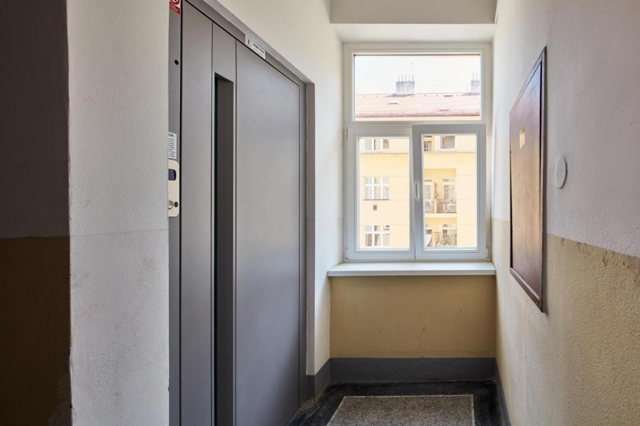 Prague Days - Spacious 3Bdr Apartment - Trendy Neighbourhood Esterno foto